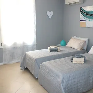 residenza-la-vecchia-vigna.hotelinveneto.com/